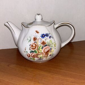 Salem China ~ English Collection Floral Design Teapot